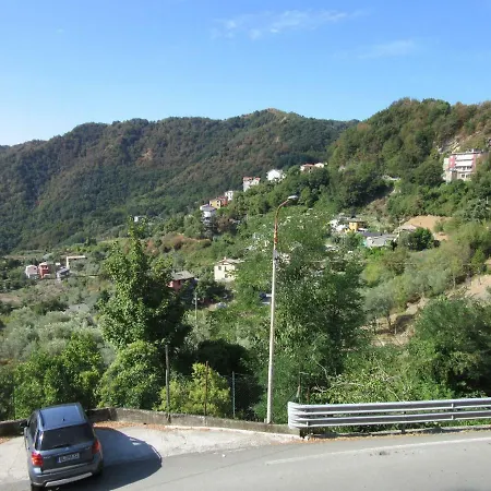 Garaventa Angelo Apartment Uscio